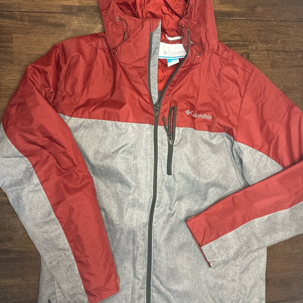 Columbia Rust and Cream Jacket